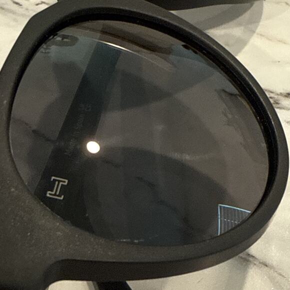 Hawkers Warwick Uptown S9/HWRS21BBTP Black Sunglasses 51-20-140 - Picture 8 of 9